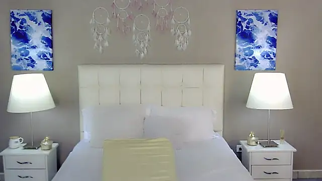 maddissonivanova online show from September 30, 12:27 am