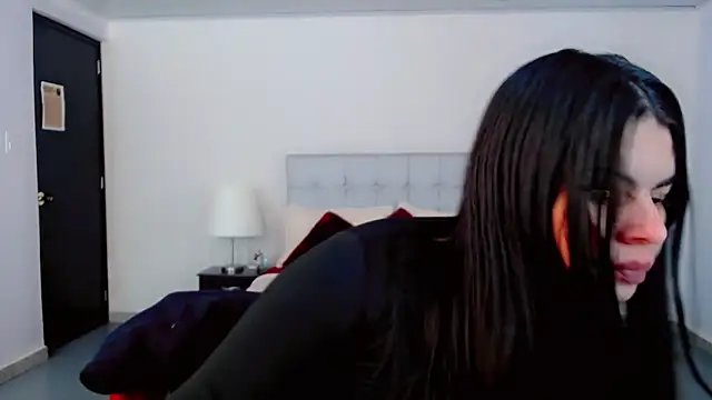 maddissonivanova online show from March 16, 6:54 pm