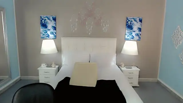 maddissonivanova online show from November 7, 7:18 pm