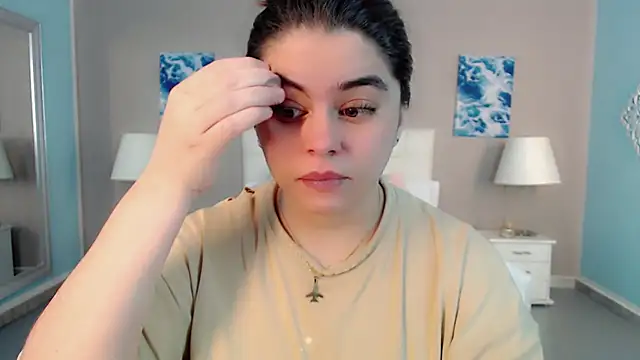 maddissonivanova online show from March 31, 6:54 pm