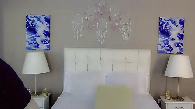 maddissonivanova online show from October 5, 7:26 pm