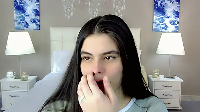 maddissonivanova online show from September 10, 7:24 pm