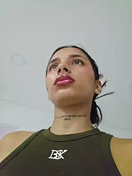 Lorena Mcfly online show from June 8, 11:33 am