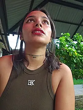 Lorena Mcfly online show from July 13, 11:20 am