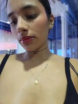 Lorena Mcfly online show from April 19, 11:44 am