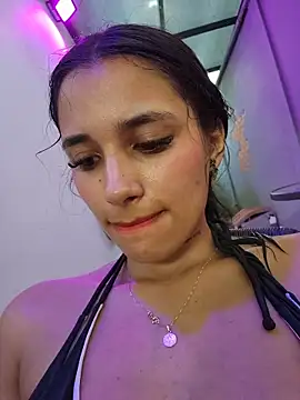 Lorena Mcfly online show from December 13, 8:04 pm