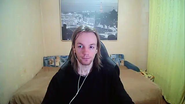 Snapshot of AdamDickens chatting on September 21, 10:15 pm AdamDickens online show from September 21, 10:15 pm
