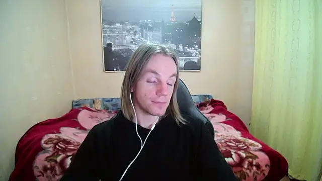 Snapshot of AdamDickens chatting on February 15, 1:28 am AdamDickens online show from February 15, 1:28 am