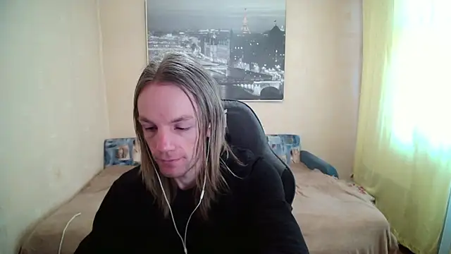 AdamDickens online show from March 30, 4:36 am