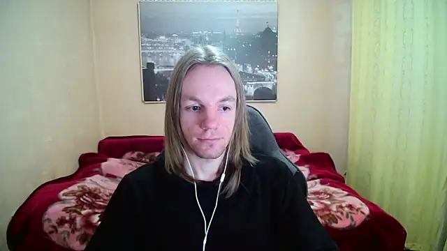 Snapshot of AdamDickens chatting on February 17, 6:27 pm AdamDickens online show from February 17, 6:27 pm