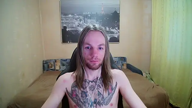 Snapshot of AdamDickens chatting on May 1, 4:56 pm AdamDickens online show from May 1, 4:56 pm