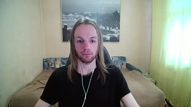 AdamDickens online show from April 12, 4:16 am