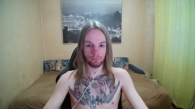 Snapshot of AdamDickens chatting on May 2, 5:07 pm AdamDickens online show from May 2, 5:07 pm