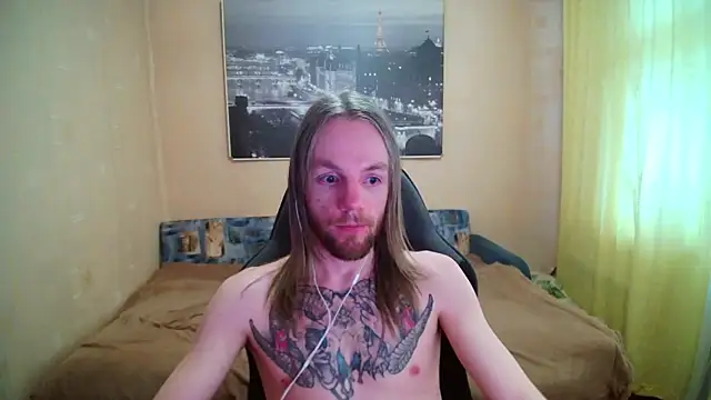 Snapshot of AdamDickens chatting on May 17, 3:45 pm AdamDickens online show from May 17, 3:45 pm
