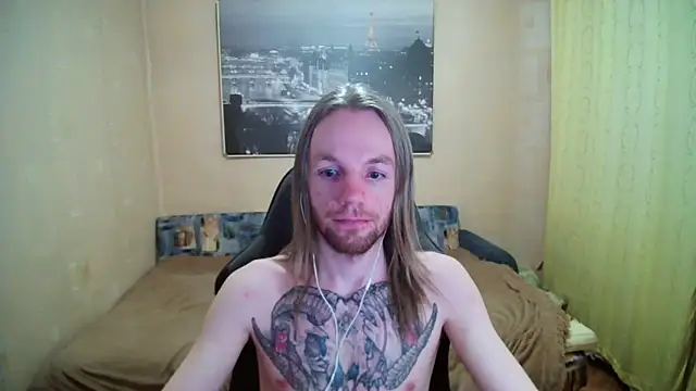 Snapshot of AdamDickens chatting on May 3, 8:56 pm AdamDickens online show from May 3, 8:56 pm