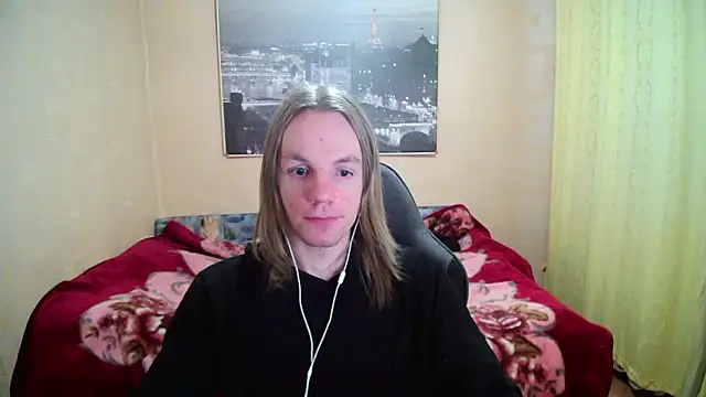 Snapshot of AdamDickens chatting on February 13, 7:14 pm AdamDickens online show from February 13, 7:14 pm