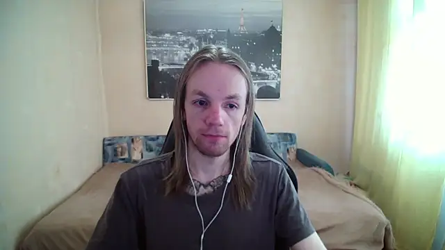 AdamDickens online show from April 4, 9:49 am