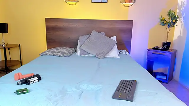 CamilleGrace online show from September 13, 12:16 pm