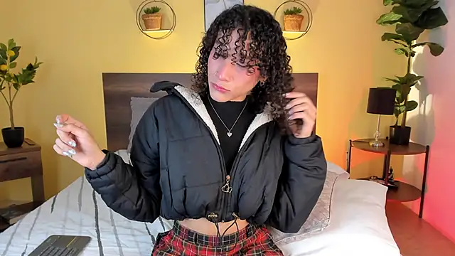 CamilleGrace online show from November 21, 1:10 pm