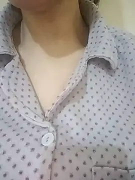 Miss-Lynda online show from February 17, 4:15 pm