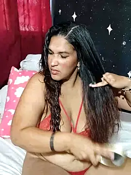 Ivy horse  online show from April 3, 5:52 pm