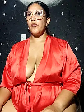 Ivy horse  online show from April 11, 4:42 am