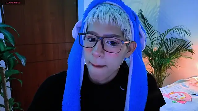 taichi bluy online show from October 19, 2:36 am