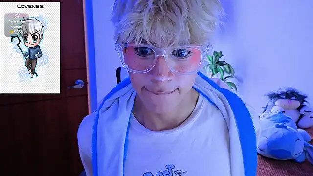 taichi bluy online show from November 11, 7:52 pm