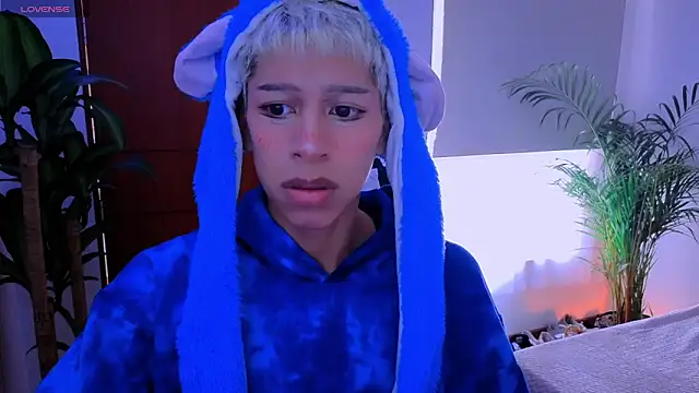 taichi bluy online show from October 3, 6:09 pm