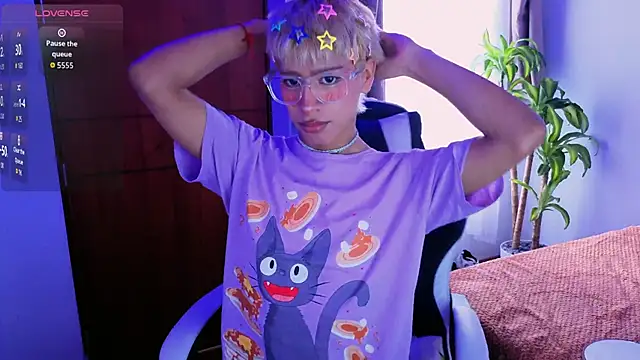 taichi bluy online show from November 29, 5:24 pm