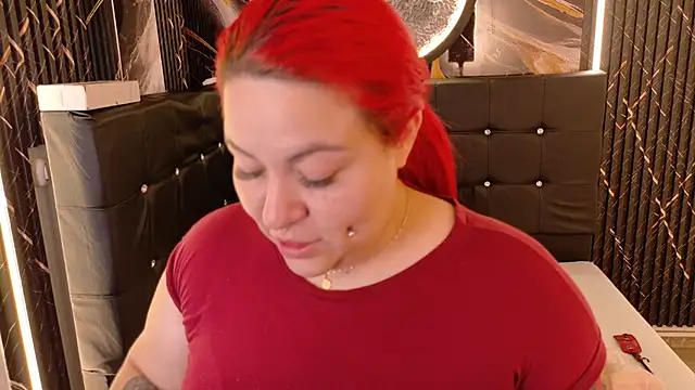 Witch Scarlet online show from April 11, 1:35 am