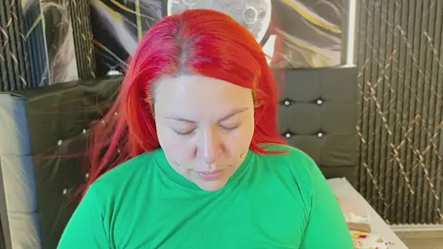 Witch Scarlet online show from March 18, 12:03 am