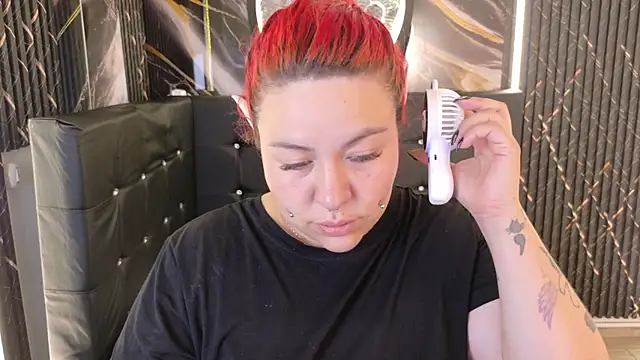 Witch Scarlet online show from April 12, 1:09 am