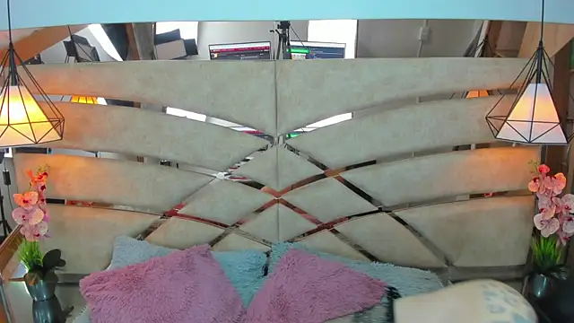 pamemiller1 online show from November 2, 11:26 am