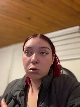 Snapshot of Karen18_boobs chatting on December 16, 2:49 am Karen18 boobs online show from December 16, 2:49 am