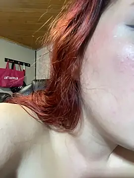 Karen18 boobs online show from March 19, 1:49 am