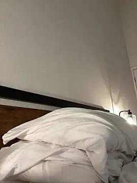 iriebusty online show from November 17, 6:23 pm