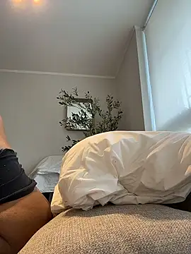 iriebusty online show from January 8, 3:18 pm