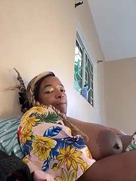 iriebusty online show from April 22, 1:40 pm