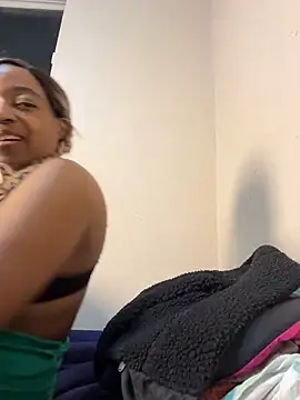 iriebusty online show from April 7, 1:51 am