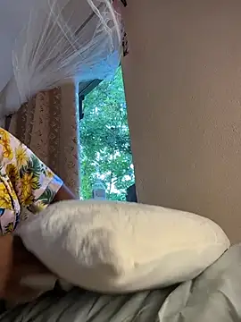 iriebusty online show from June 19, 10:25 pm