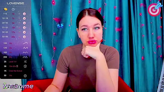 Haley Nikki online show from February 5, 1:23 am