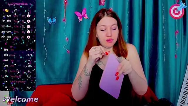 Haley Nikki online show from February 8, 1:25 am