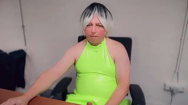 Snapshot of ElizaAndrea chatting on September 24, 3:18 pm ElizaAndrea online show from September 24, 3:18 pm