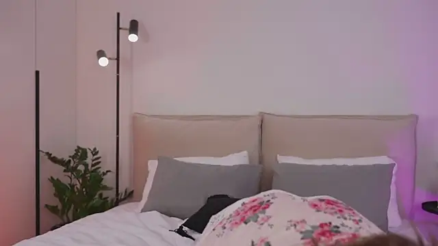 Snapshot of no_angelll chatting on November 7, 8:41 am no angelll online show from November 7, 8:41 am