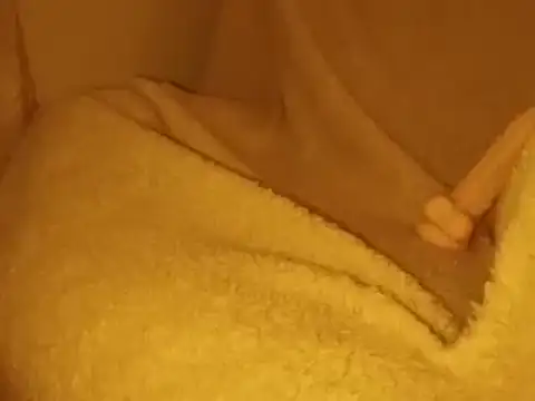 peepformance online show from October 15, 7:49 am