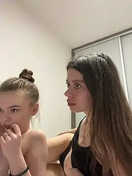 Regina Sweet054 online show from February 23, 12:01 am