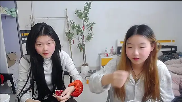 Babygirls523 online show from October 26, 1:55 pm