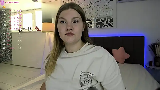 AshleyJoness online show from September 14, 5:08 am