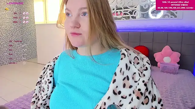 Snapshot of AshleyJoness chatting on February 3, 6:22 am AshleyJoness online show from February 3, 6:22 am